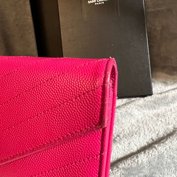 YSL Quilted Envelope Wallet - Picture 12 of 16